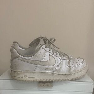 Nike Air Force 1 Low in Off-White Leather